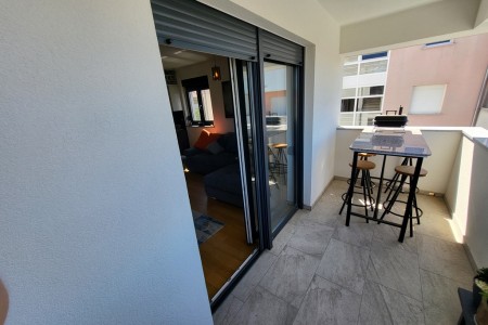 ZADAR - Trosoban penthouse sa krovnom terasom - Centar grada